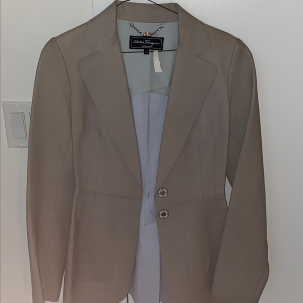 Salvatore Ferragamo Women’s leather jacket NWT - Picture 6 of 14